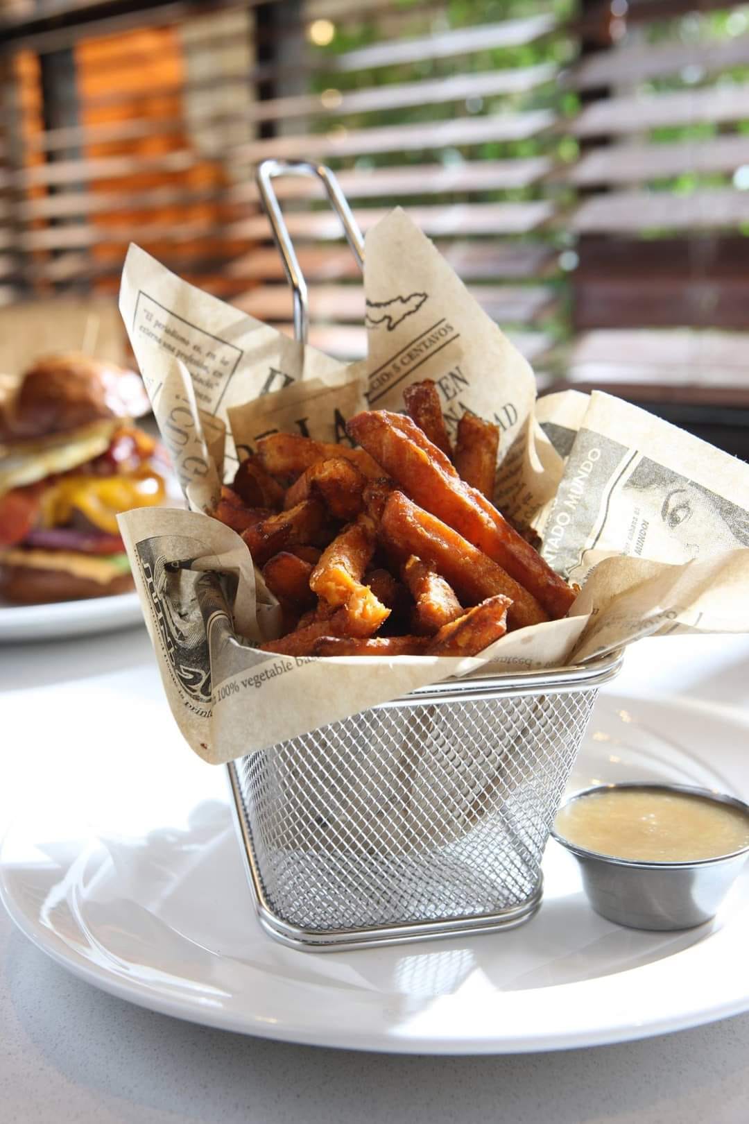 Johnson City, TN Restaurants Open for Takeout, Curbside Service and/or