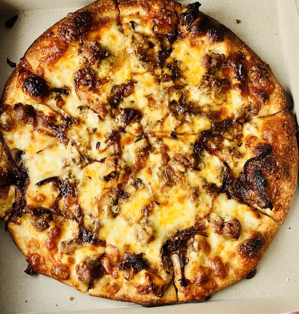 Cruze Farm Pizza Barn 2723 Asbury Rd #101, Knoxville