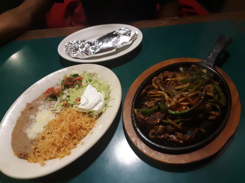 La Palma De Oro 6631 Clinton Hwy Suite #105, Knoxville