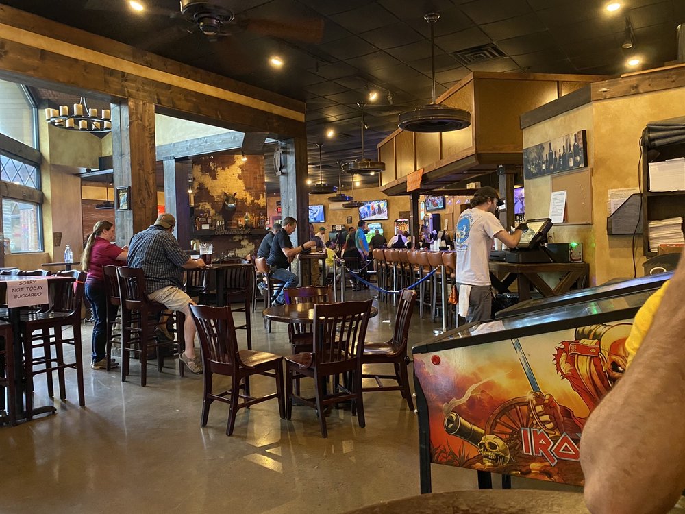 Bucket Head Tavern 8039, 5458, Ray Mears Blvd, Knoxville