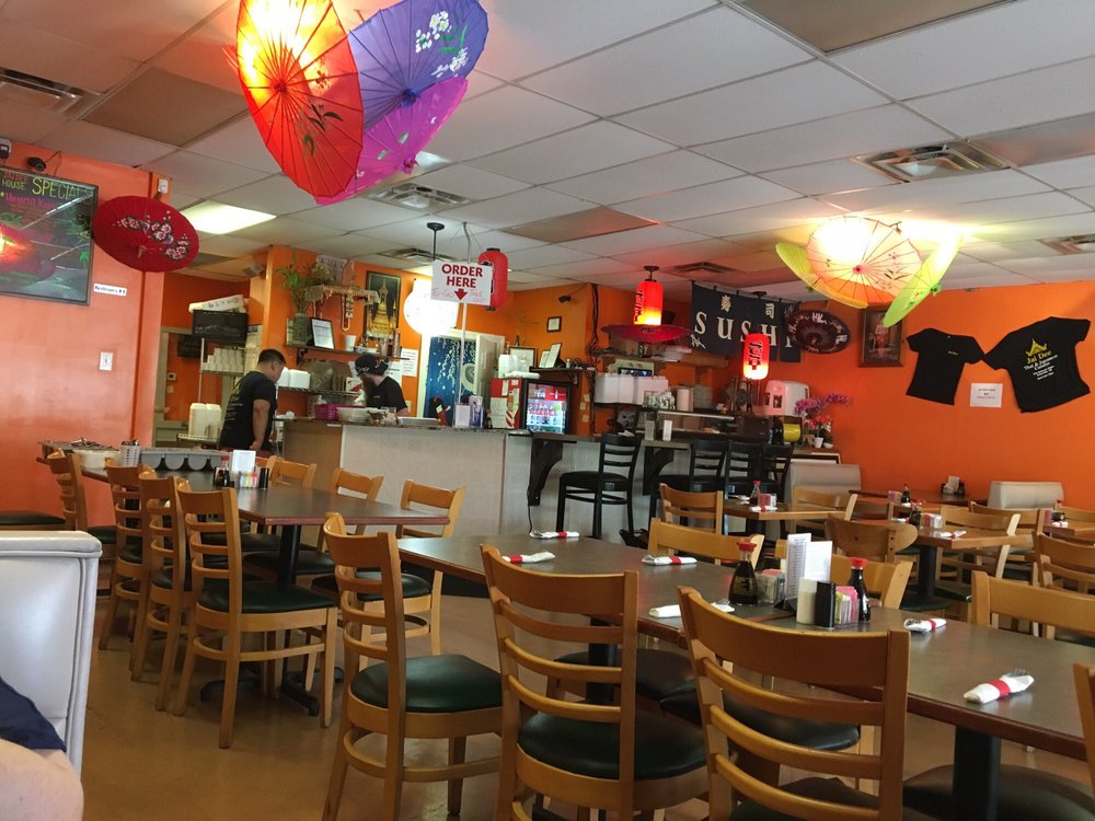 Jai Dee Thai & Japanese Cuisine 823 Melrose Pl, Knoxville