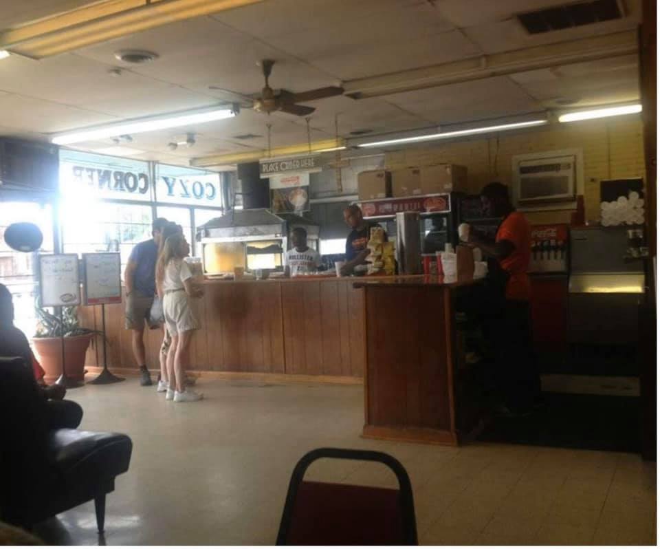Cozy Corner Restaurant 735 North Pkwy, Memphis
