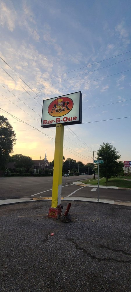 A&R Bar-B-Que 1802 Elvis Presley Blvd, Memphis