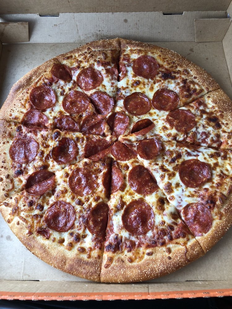 Little Caesars Pizza 2932 Old Fort Pkwy, Murfreesboro