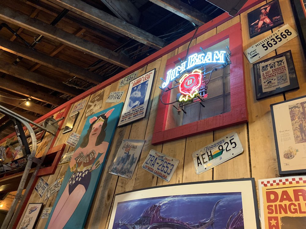Martin's Bar-B-Que Joint 3108 Belmont Blvd, Nashville