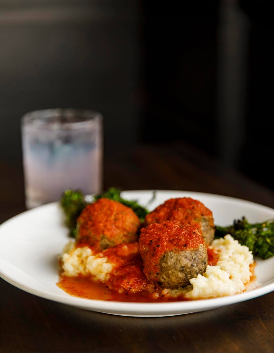Southside Grill 6601 Sugar Valley Dr #101, Nashville