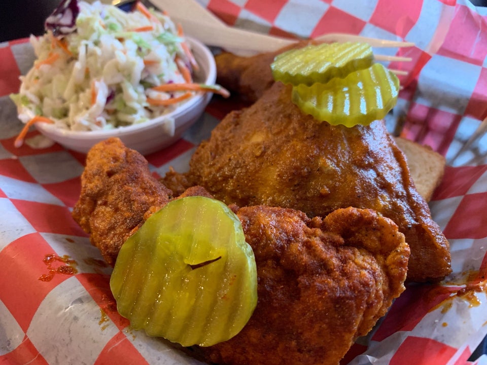 BJ HOT CHICKEN 818 Murfreesboro Pike, Nashville