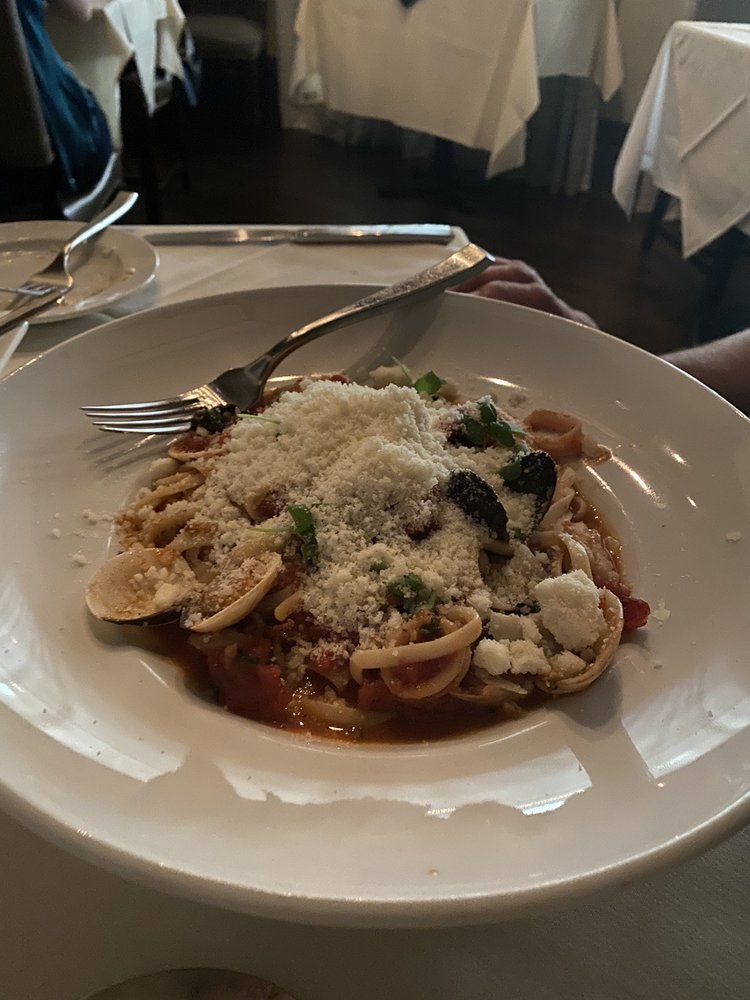 Valentino's Ristorante 1808 Hayes St, Nashville