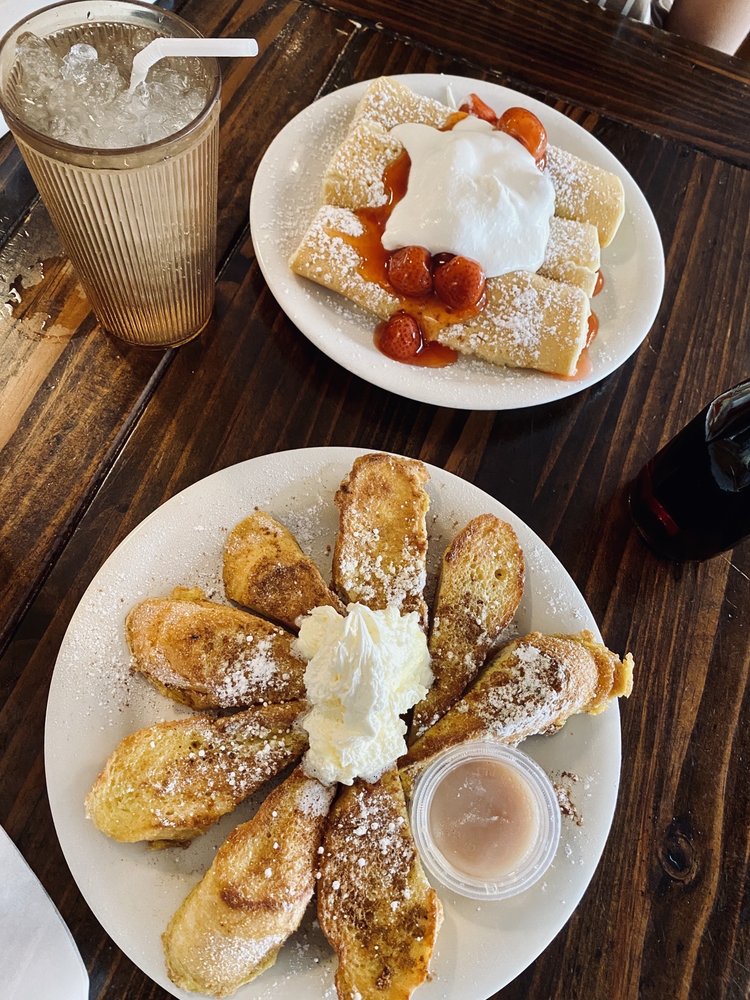 Pancake Pantry 1796 21st Ave S, Nashville
