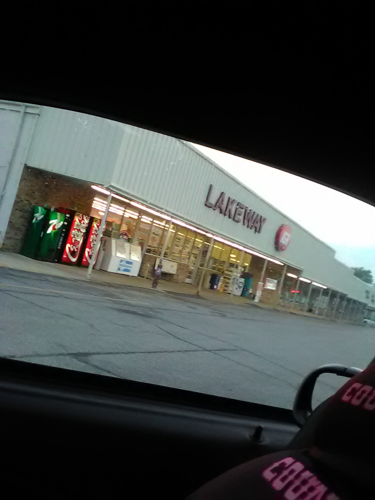 Lakeway IGA