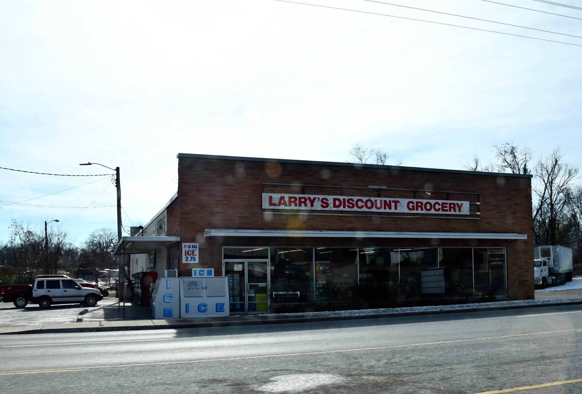 Larry's Discount Grocery
