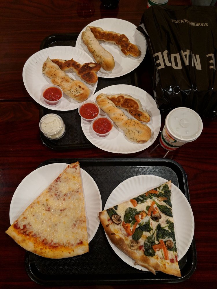 Italia Express 820 W Stacy Rd #650, Allen
