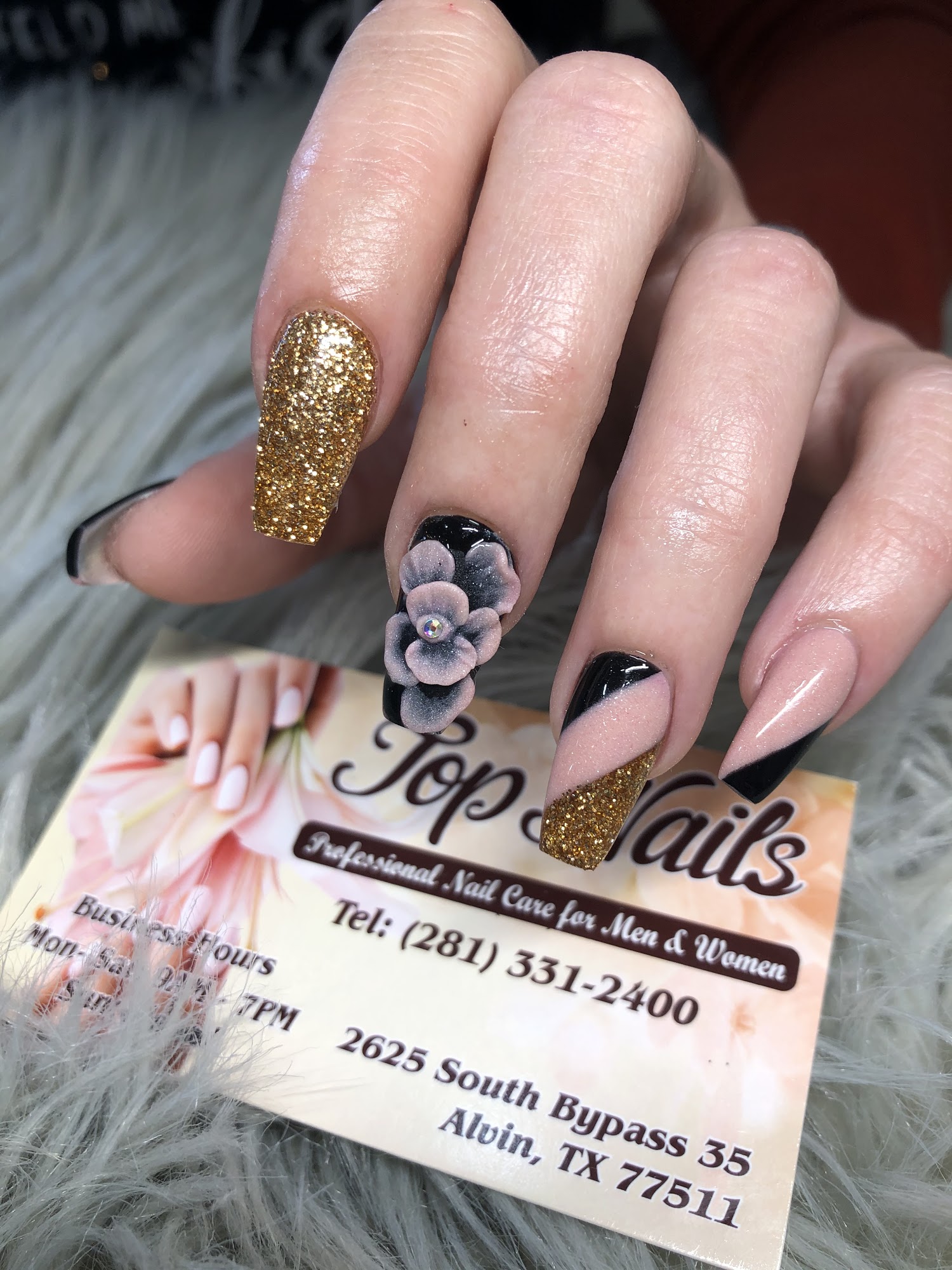 Top Nails