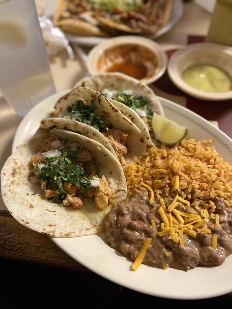 Los Pastores Mexican Food 704 E Pioneer Pkwy, Arlington