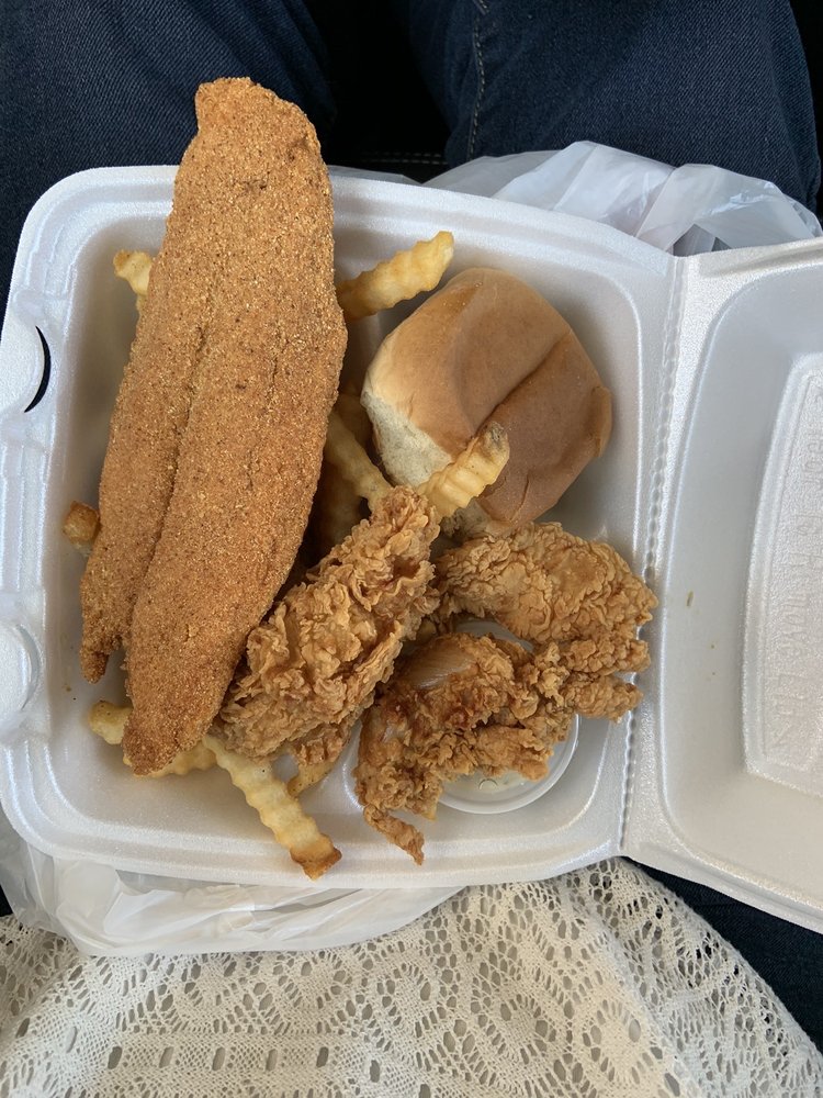 Crispy's Great Chicken 2440 E Arkansas Ln, Arlington