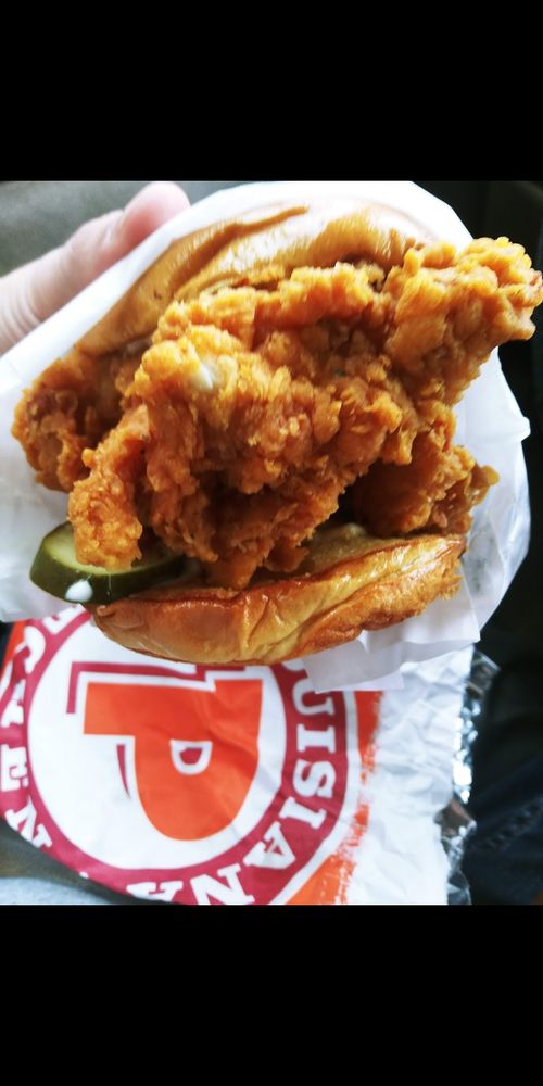 Popeyes Louisiana Kitchen 2335 Boca Chica Blvd, Brownsville
