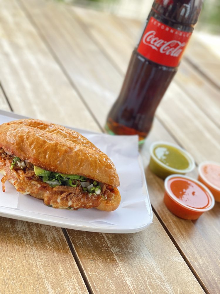 Taqueria Ultimo Taco 938 N Expressway, Brownsville