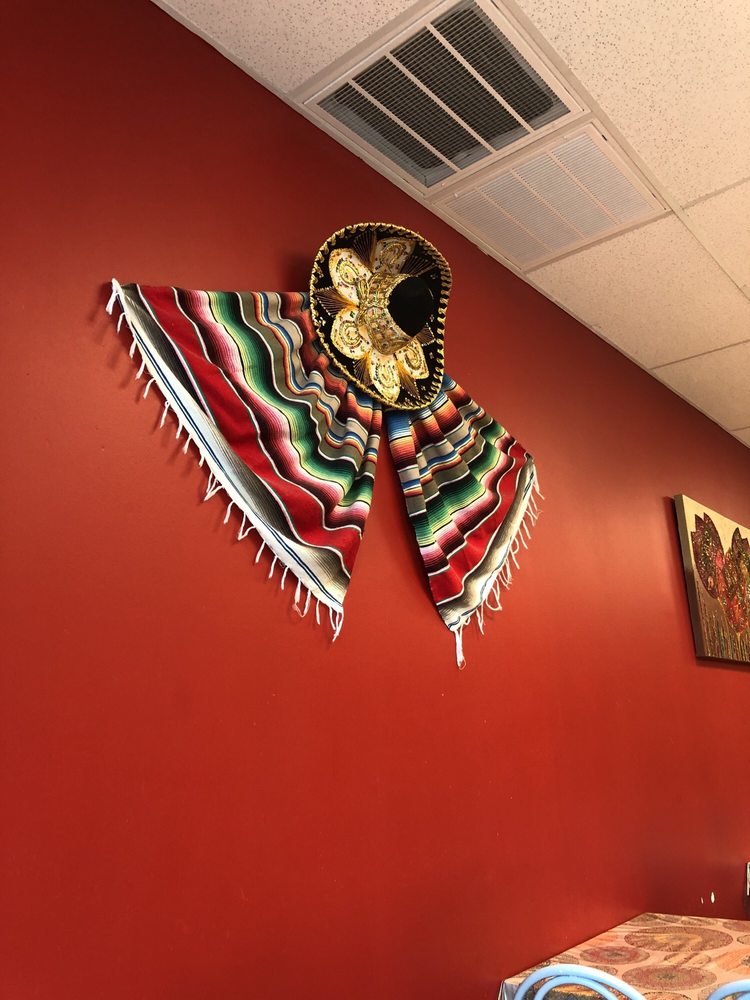 La Perla Taqueria 103 N Brazos Ave, Bryan