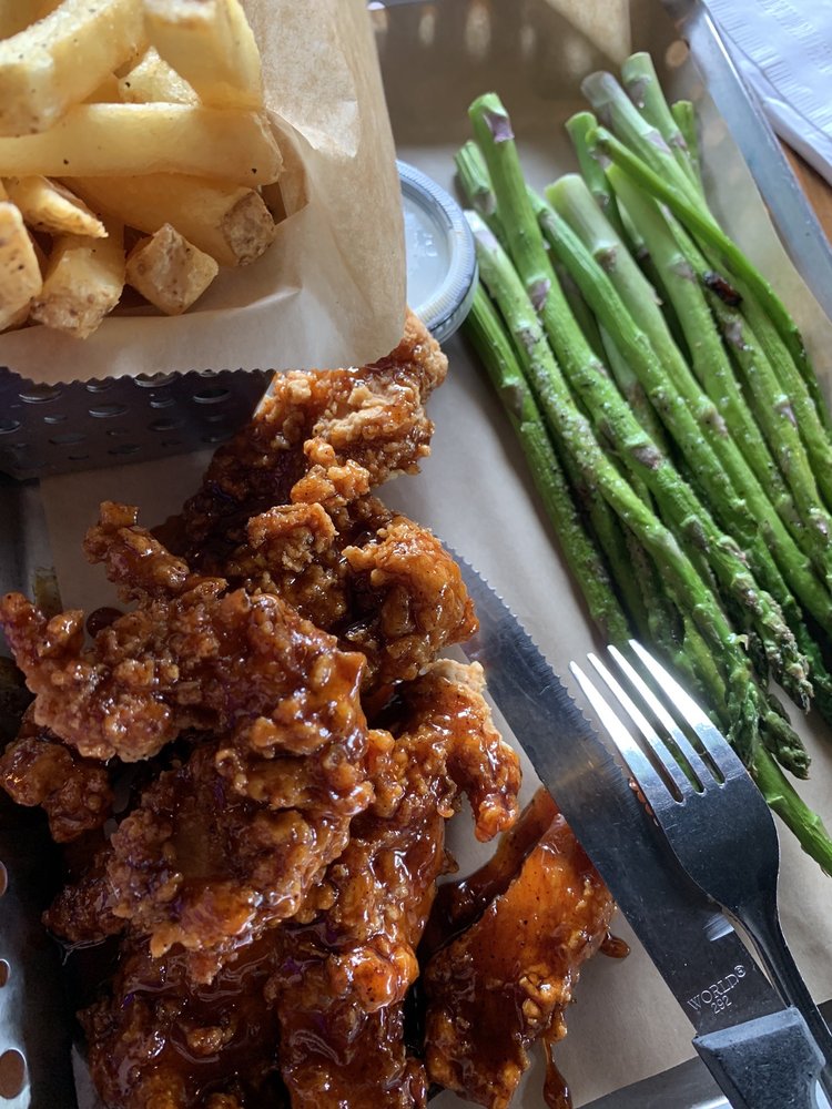 Chili's Grill & Bar 1205 N Bell Blvd, Cedar Park