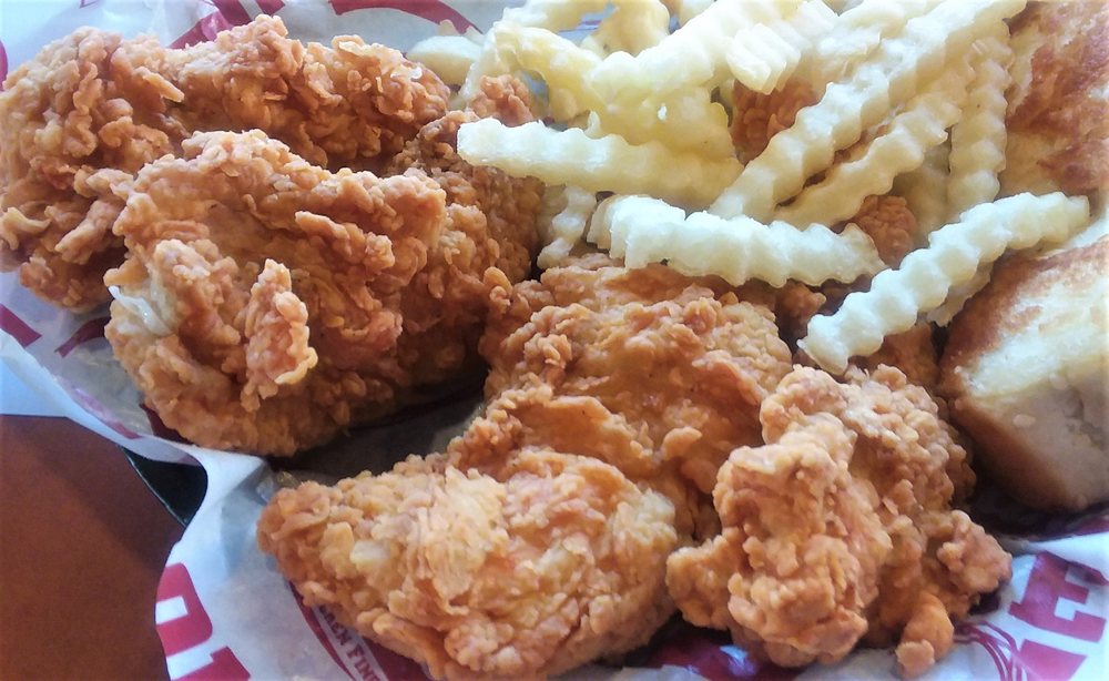 Raising Cane's Chicken Fingers 1456 E Whitestone Blvd, Cedar Park