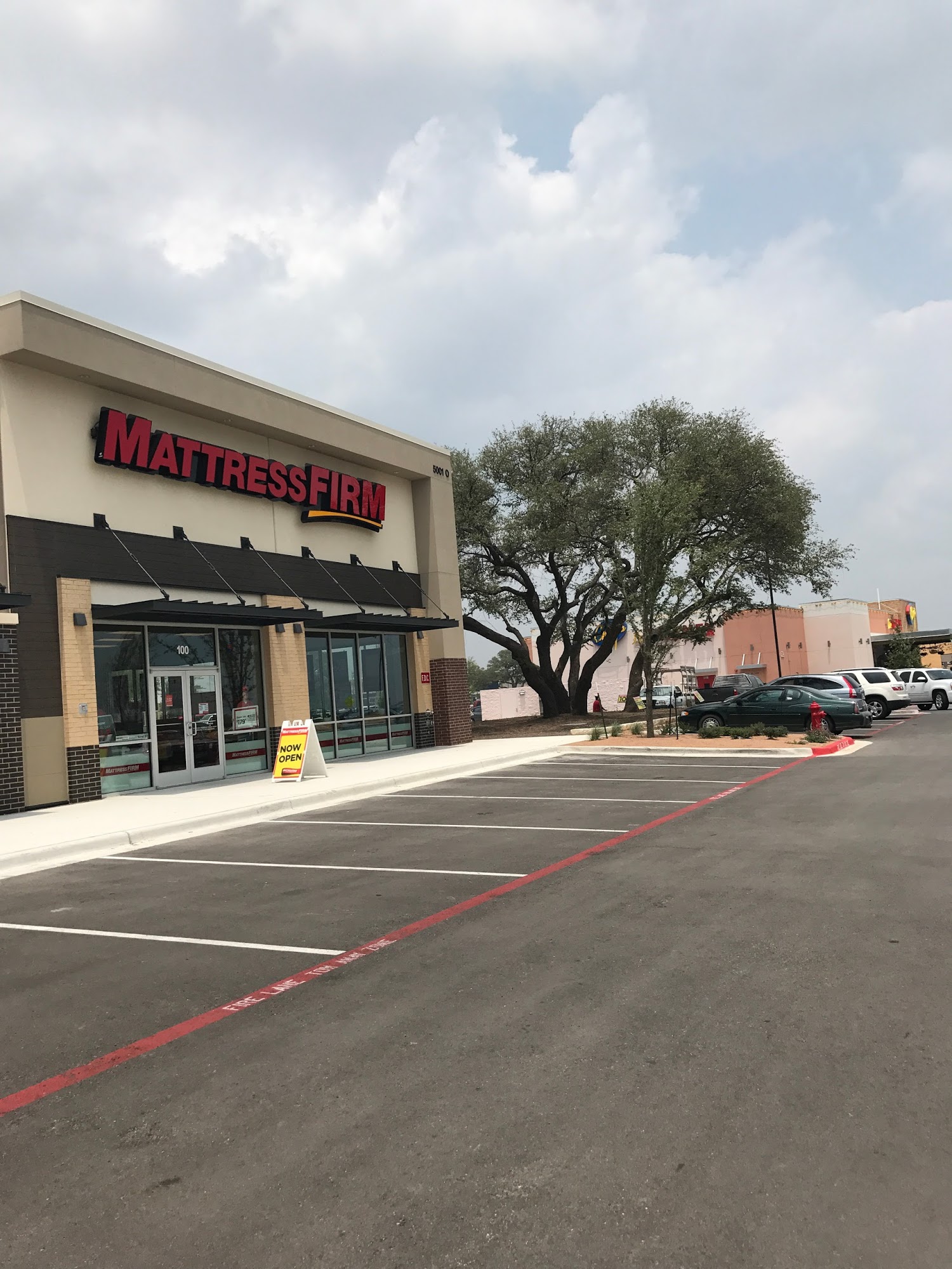 Mattress Firm Cedar Park Town Center