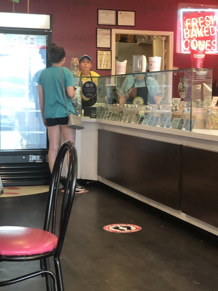 Marble Slab Creamery 1226 N Loop 336 W, Conroe