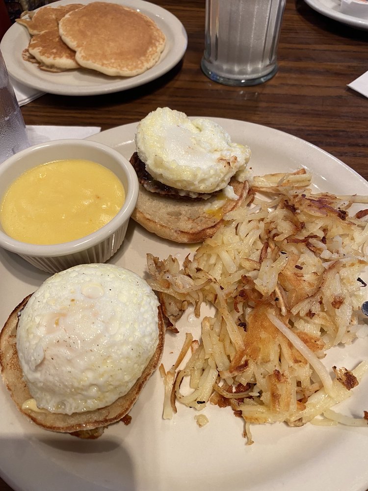 Town And Country Cafe 4228 S Alameda St, Corpus Christi