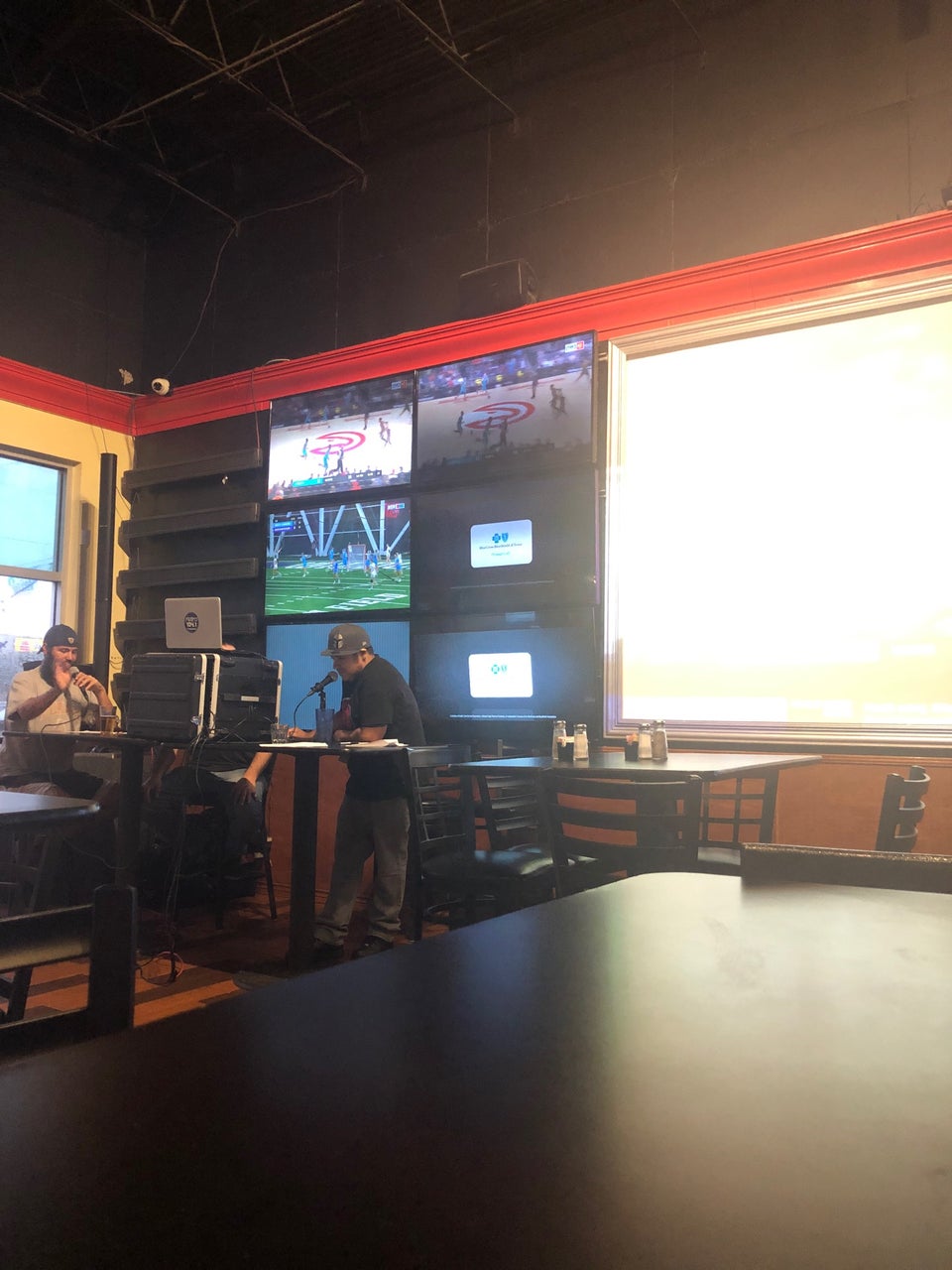 HARDKNOCKS Sports Grill 5862 Everhart Rd, Corpus Christi