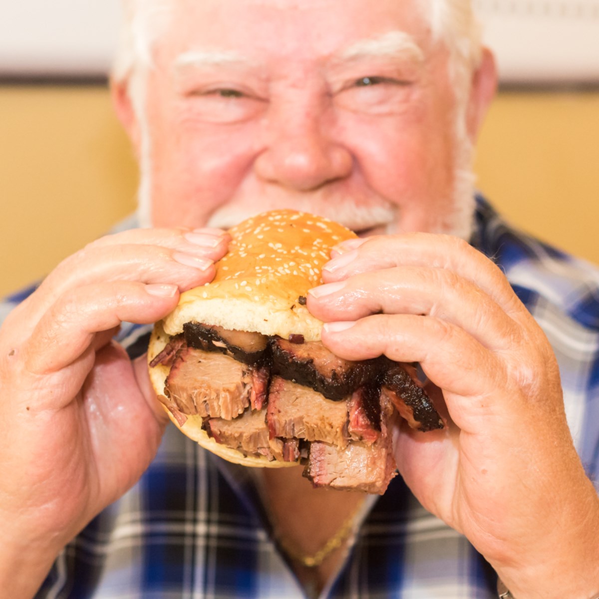 Mike Cotten's Barbecue 15013 Northwest Blvd #111, Corpus Christi