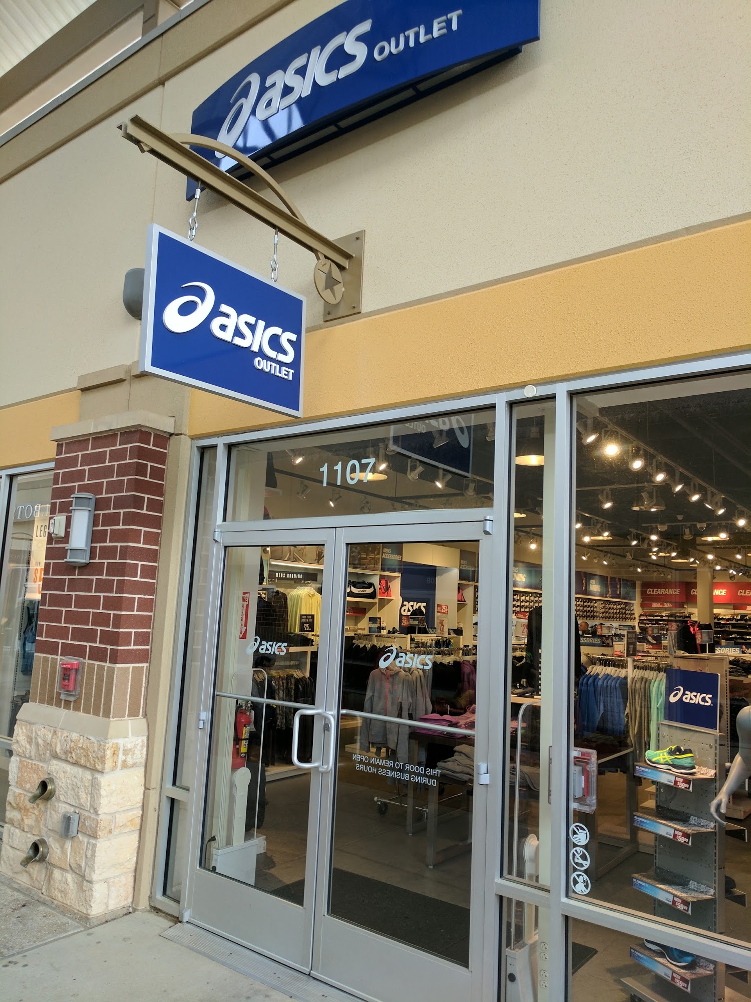 ASICS Outlet