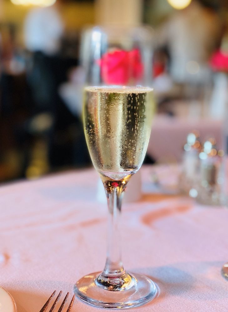 Addison Cafe-French bistro 5290 Belt Line Rd #108, Dallas