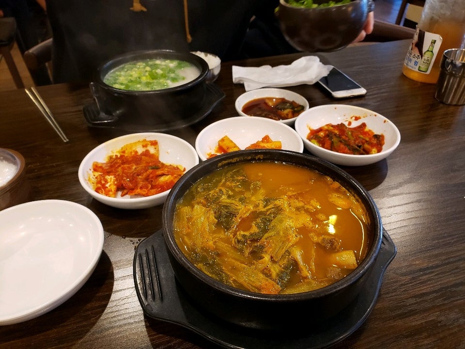 Doma Seolleongtang 11441 N Stemmons Fwy, Dallas