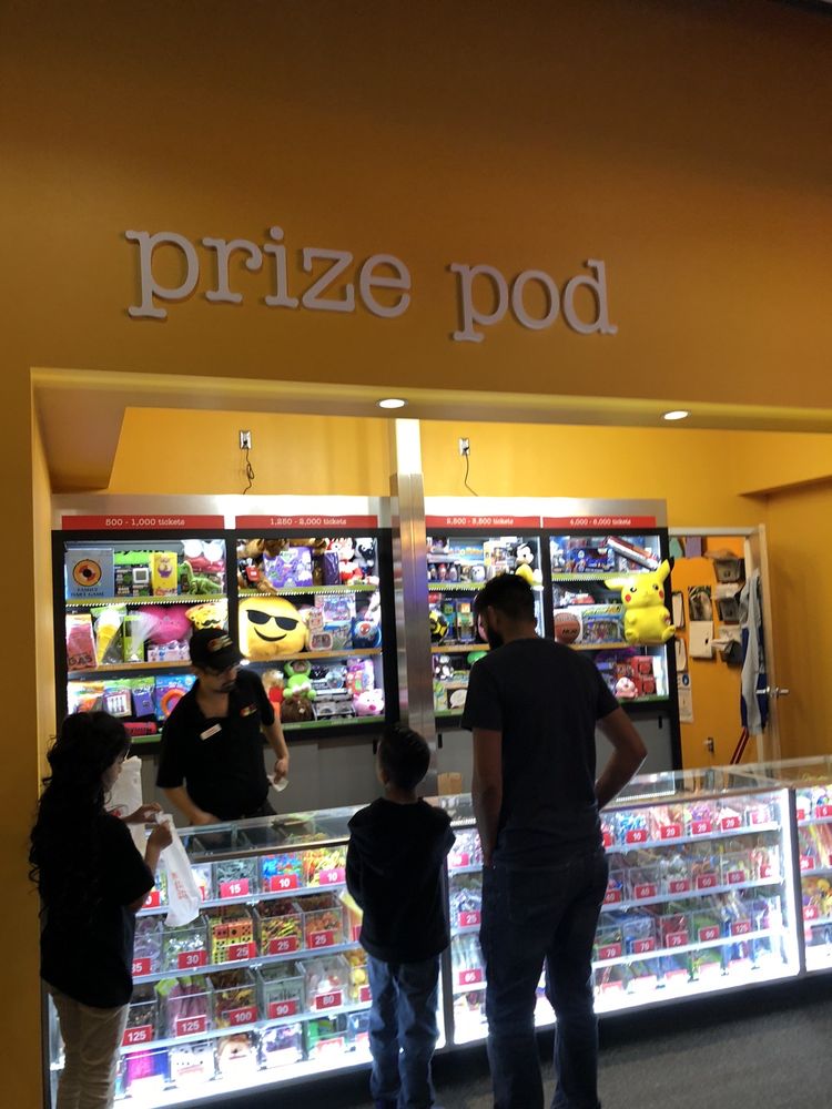 Peter Piper Pizza 10771 Gateway S Blvd, El Paso
