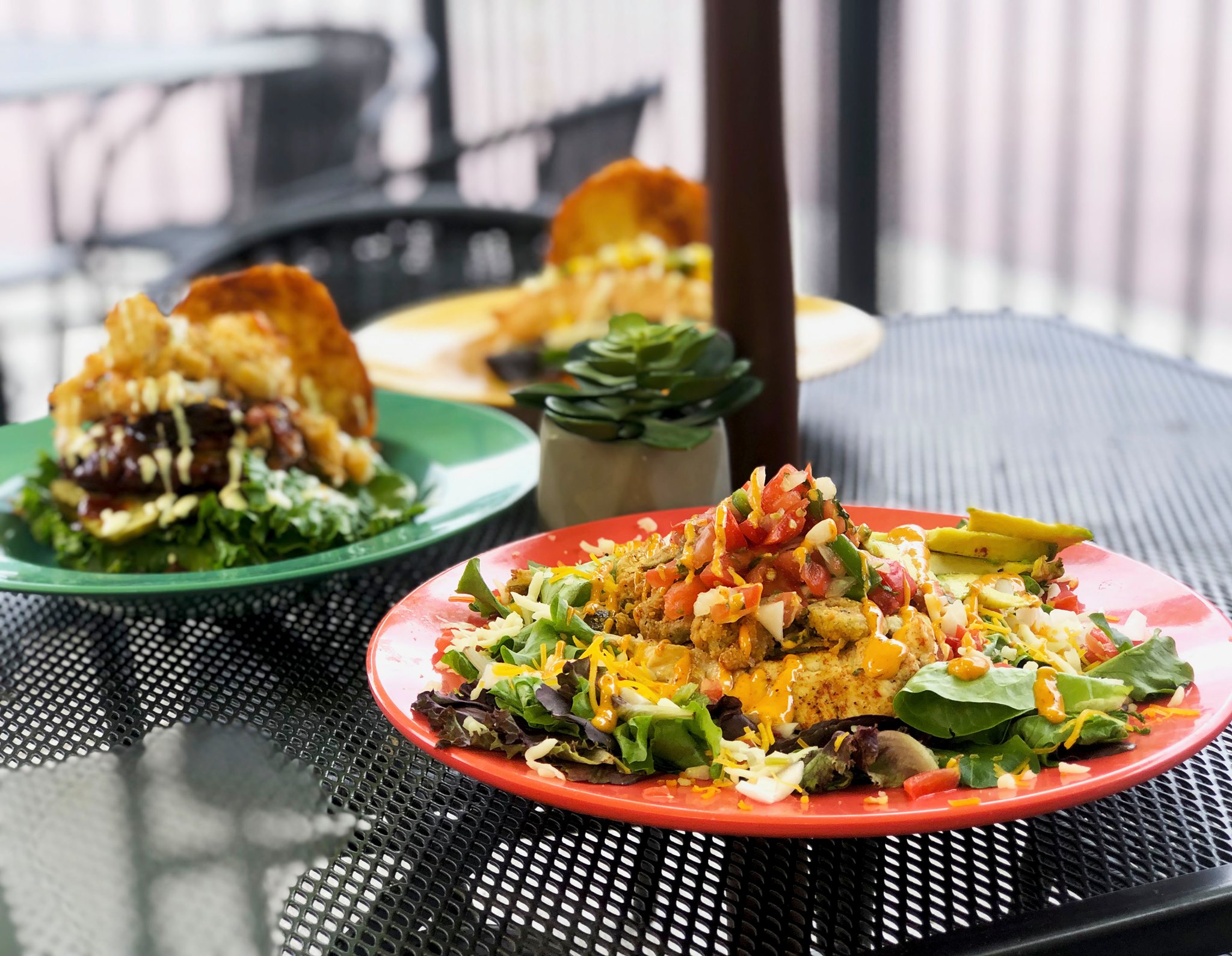 Border Burger Bar 3329 Fort Blvd, El Paso