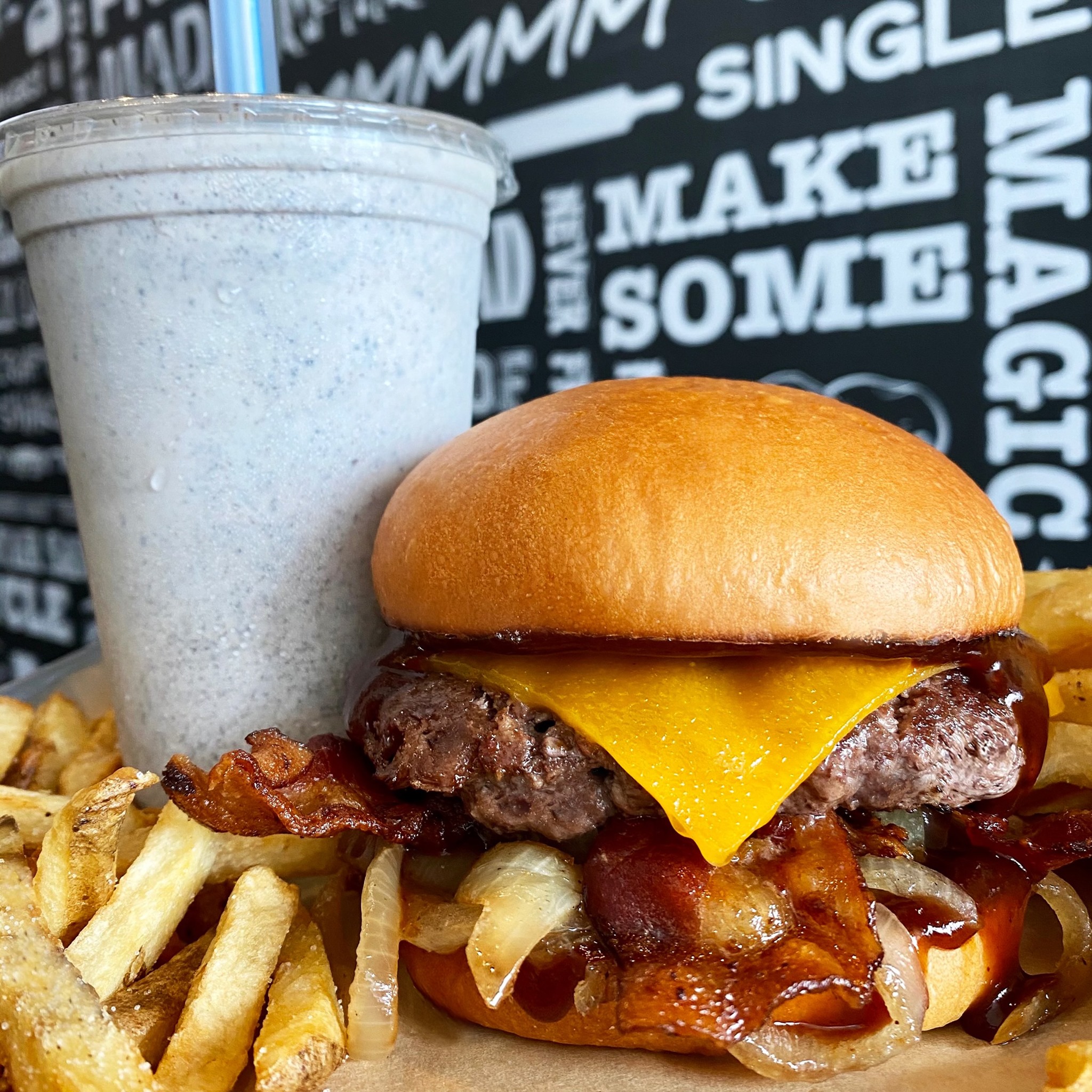 MOOYAH Burgers, Fries & Shakes 7500 N Mesa St Ste. 105 Ste. 105, El Paso
