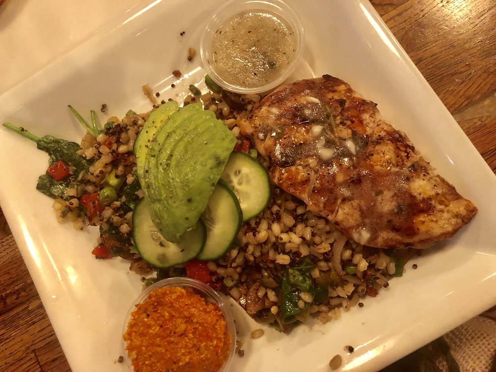 Crave Kitchen & Bar 631 N Resler Dr Suite B, El Paso