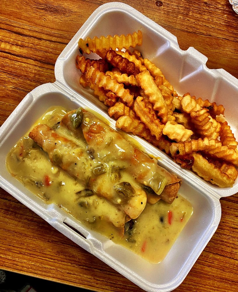 Mama's Mexican Restaurant 1461 Lee Trevino Dr #301, El Paso