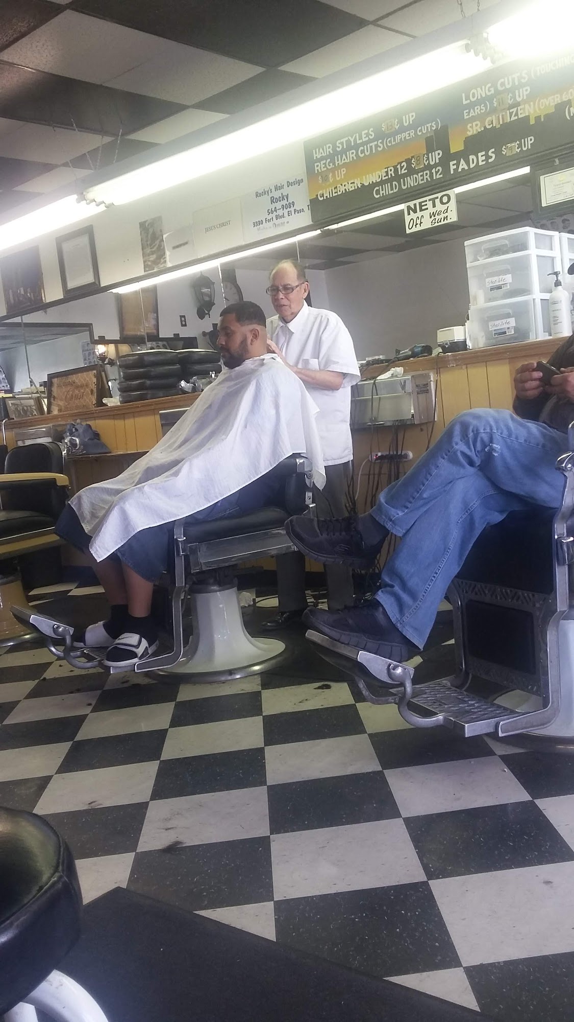 Rocky's Hair Designs Fort Blvd Barber Shop