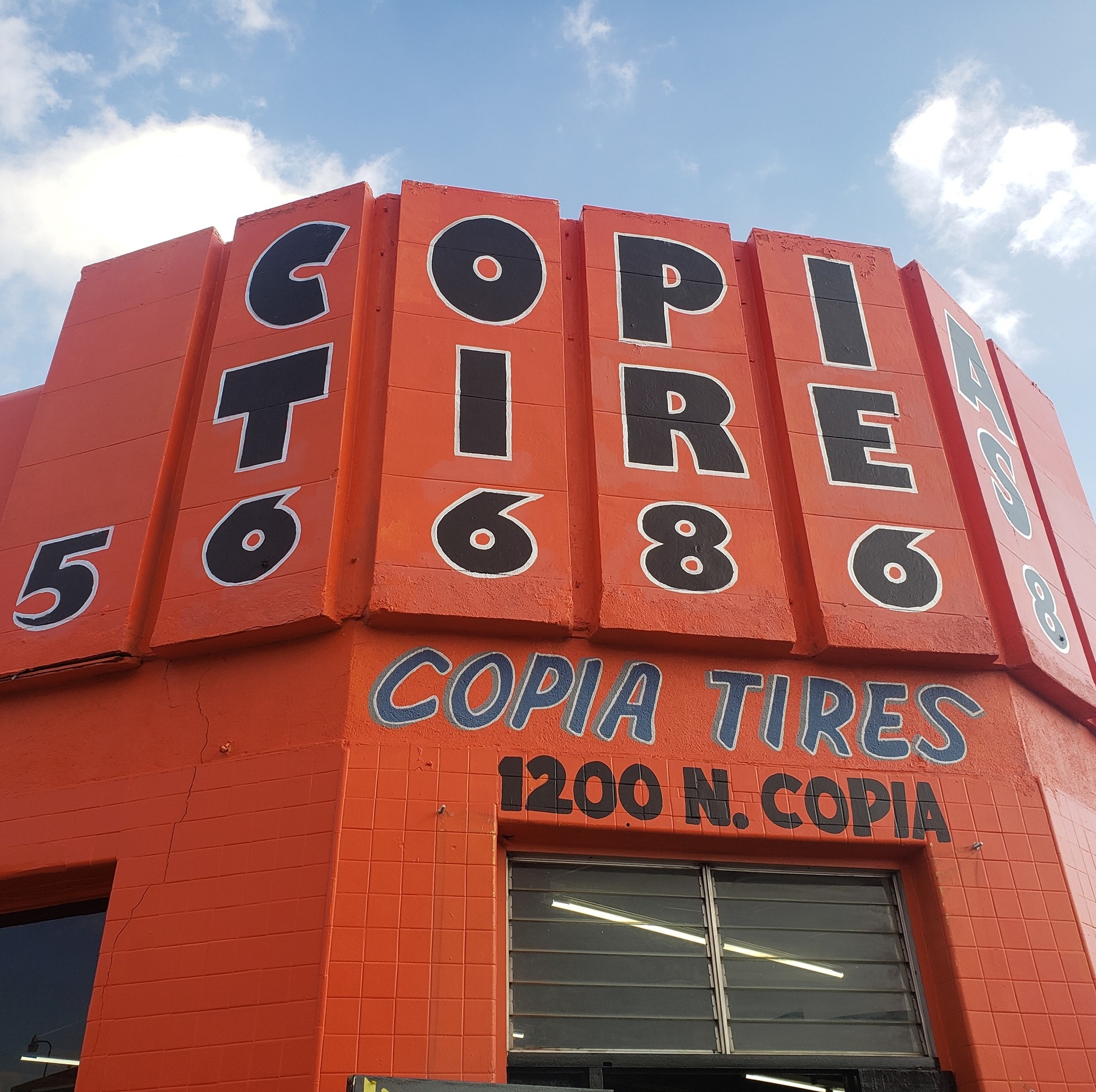 Copia Tire Shop