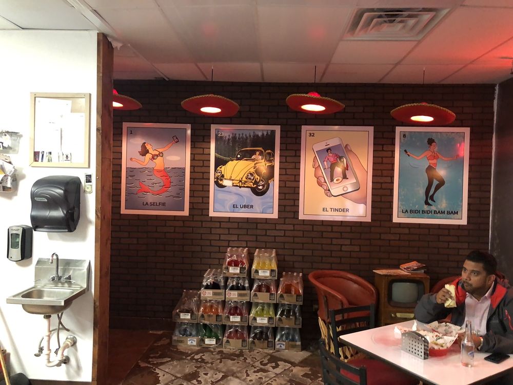 Zona Centro Mexican Eatery 212 E Mills Ave suite B, El Paso