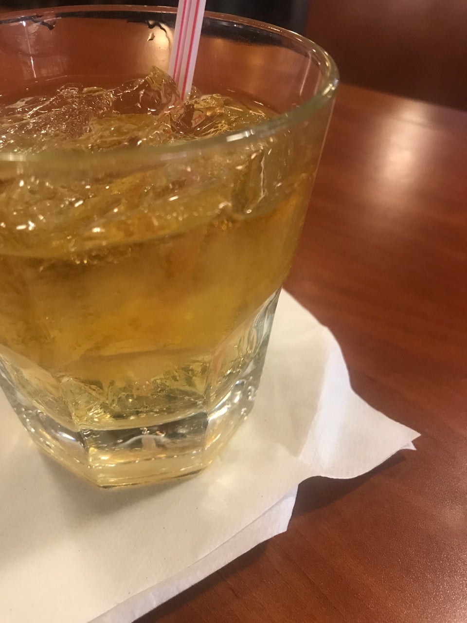 PGA Tour Grill Concourse B, El Paso International Airport, 6713 Convair Rd, El Paso