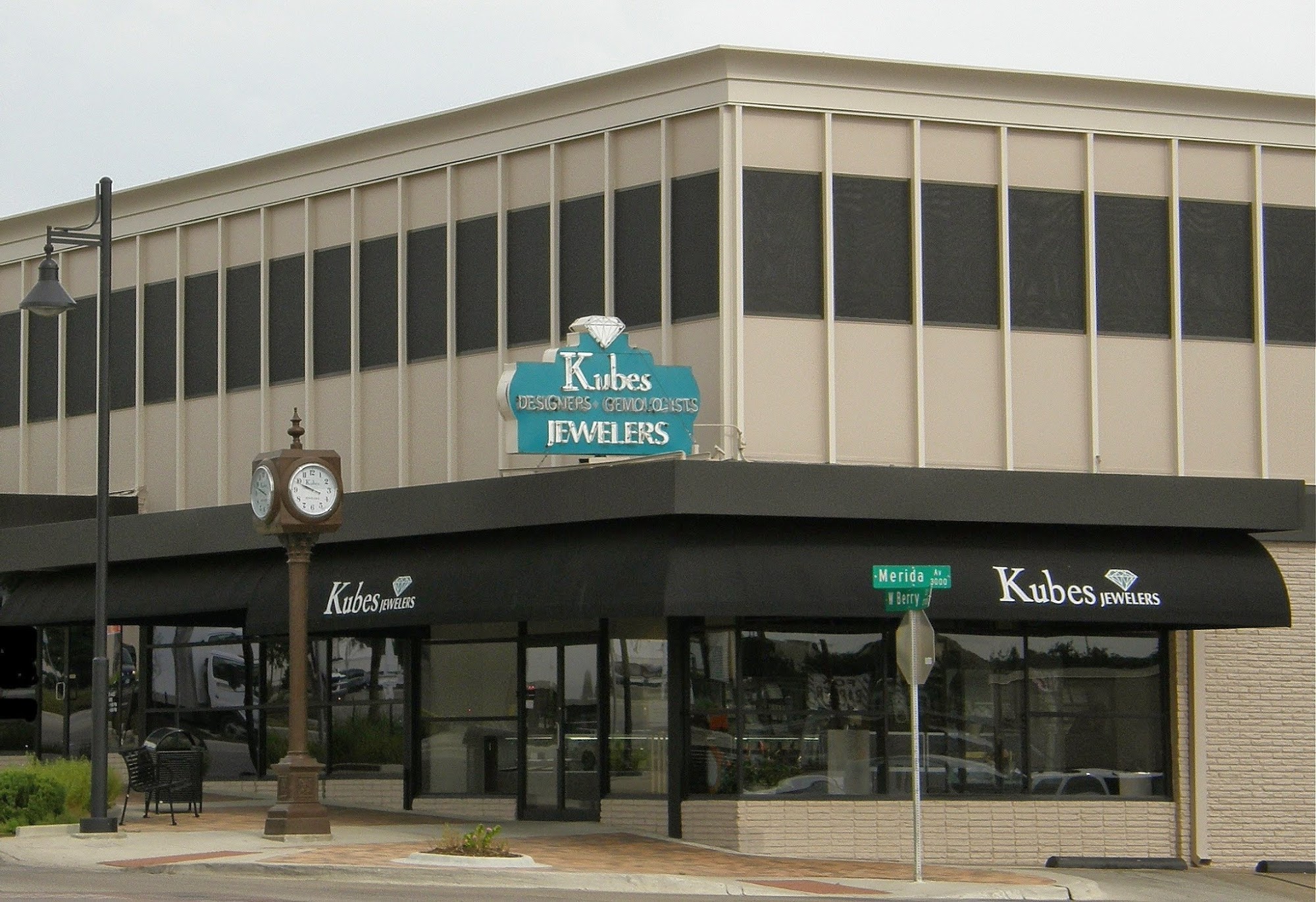 Kubes Jewelers