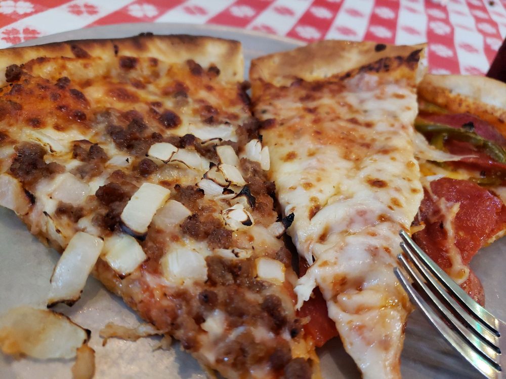 Parton's Pizza 2813 S Cherry Ln, Fort Worth