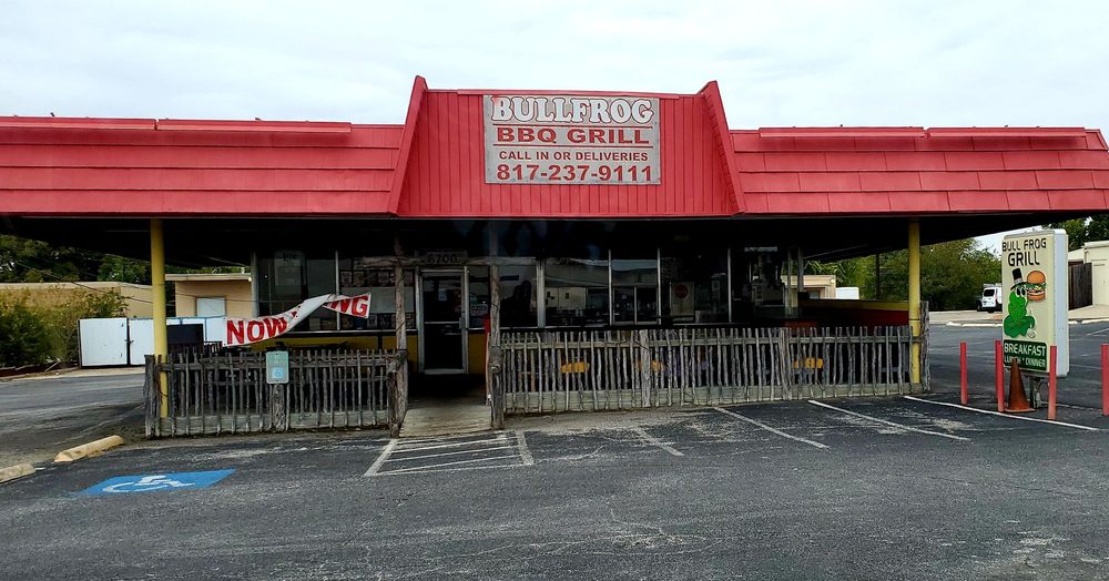 Bullfrog Grill 6700 Azle Ave, Fort Worth