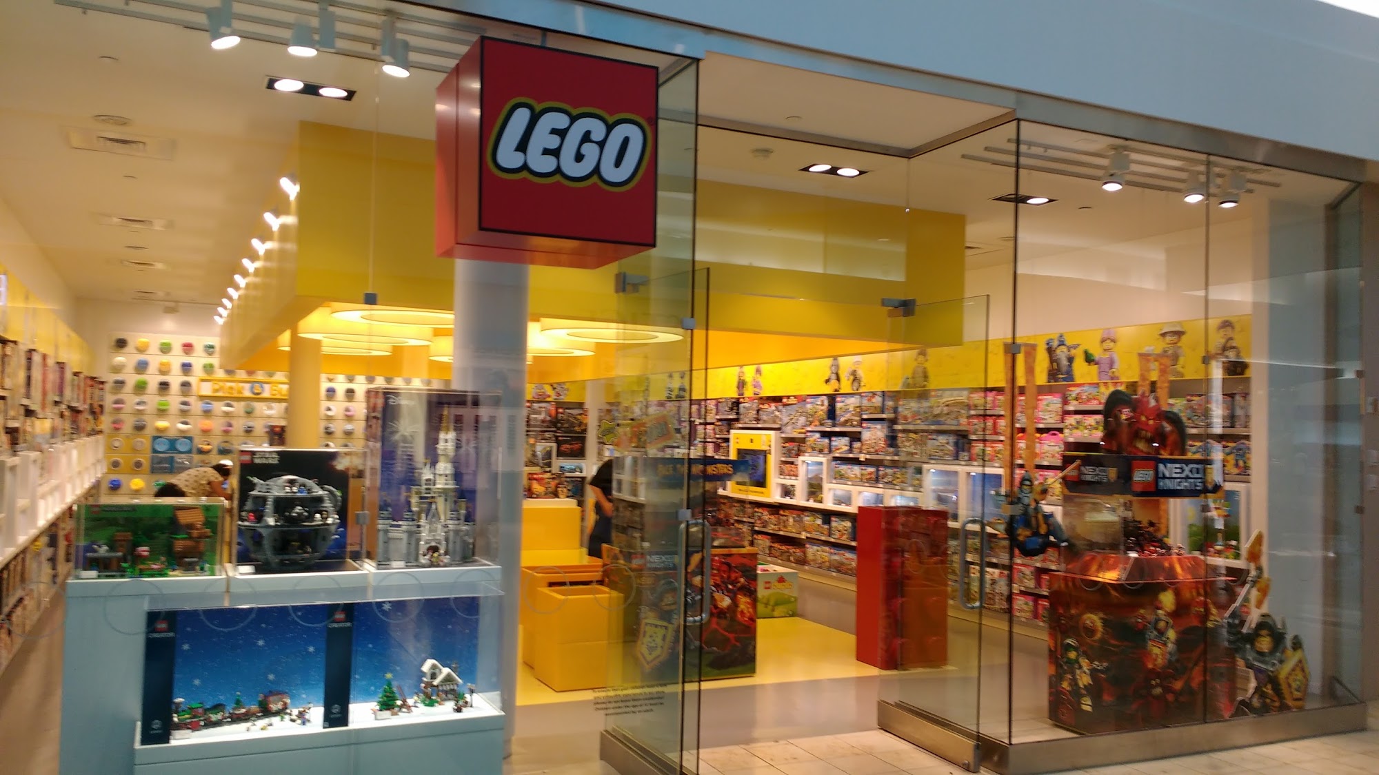 The LEGO® Store Baybrook