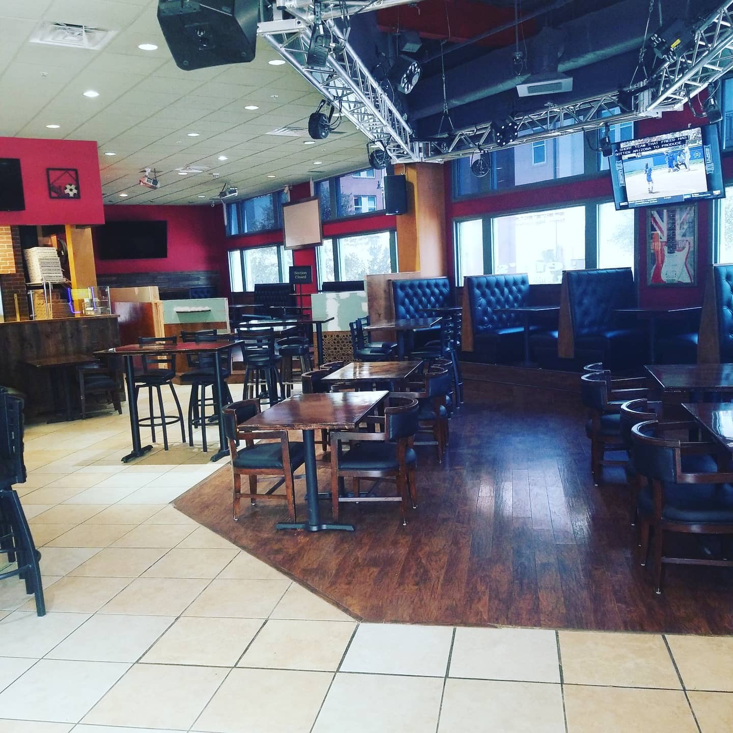 Pete's Burgers, Wings and Drinks 695 Town Square Blvd, Garland