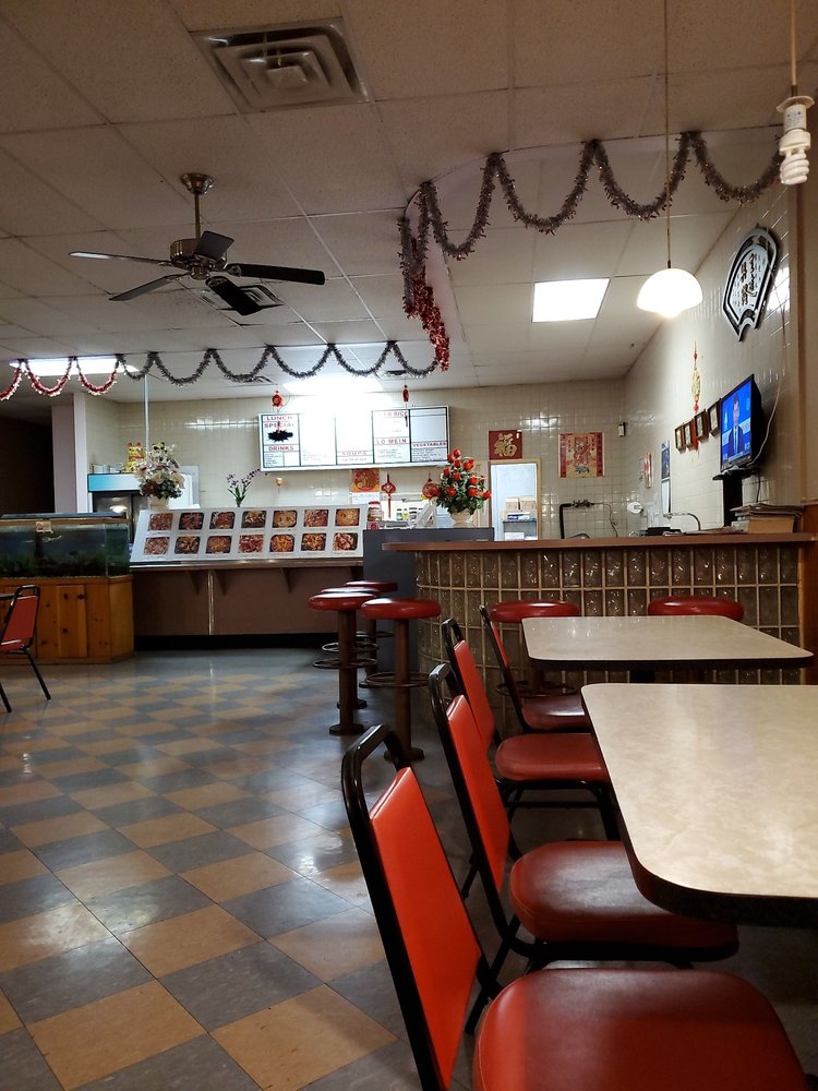 Uncle Wing Chinese Restaurant 107 N 1st St, Garland