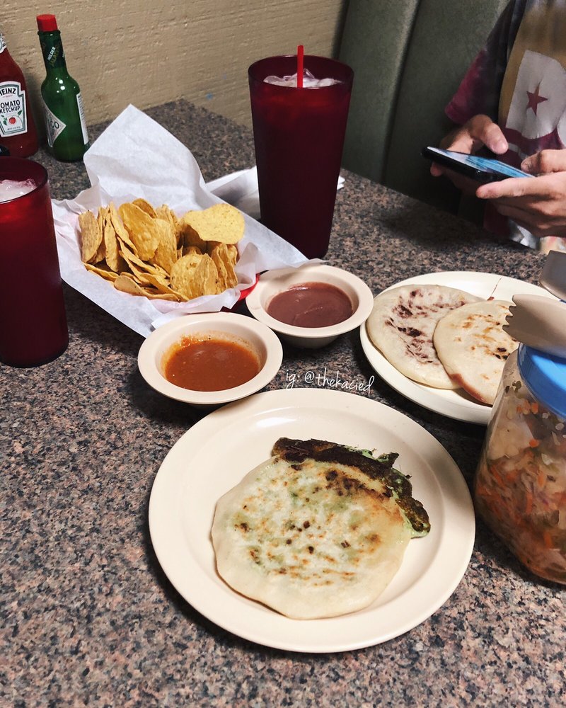 Pupusas Mama Tita 3420 Broadway Blvd #128, Garland