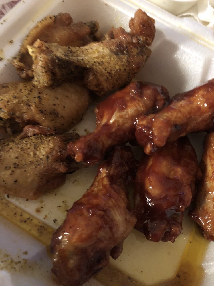 Wild Over Wings 5335 Broadway Blvd # 211, Garland