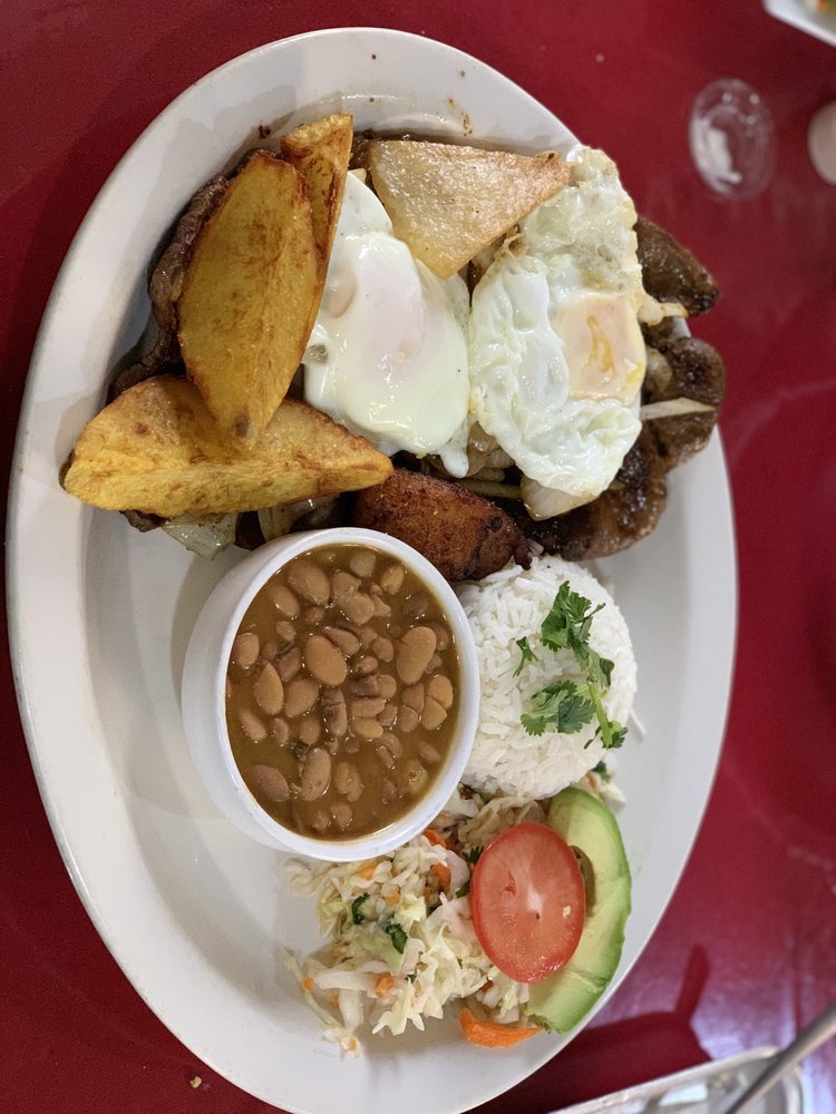 Mi Pueblito Colombiano 2030 W Buckingham Rd, Garland